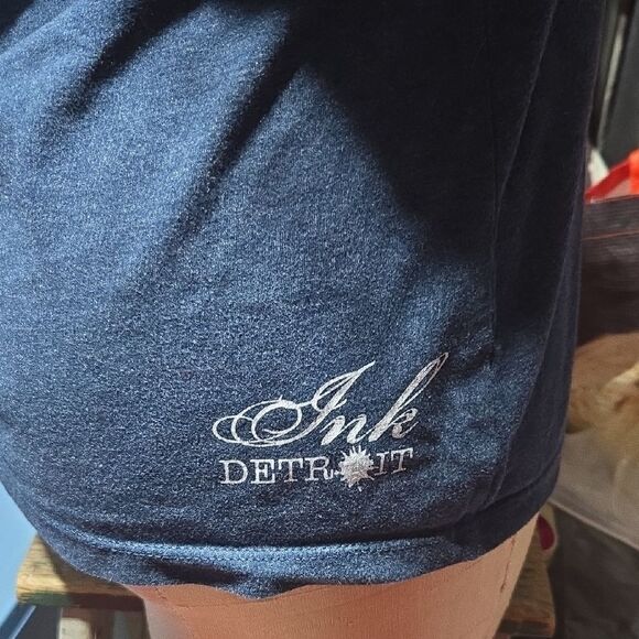 Detroit D-lish Blue V-Neck Top - Picture 2 of 3